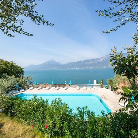 Residence Castelli Brenzone sul Garda Bagian luar foto